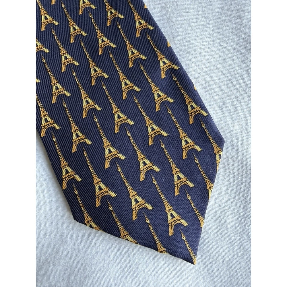 Reflets D'Art Navy Eiffel Tower Foulard Print	100% Silk	Tie Necktie